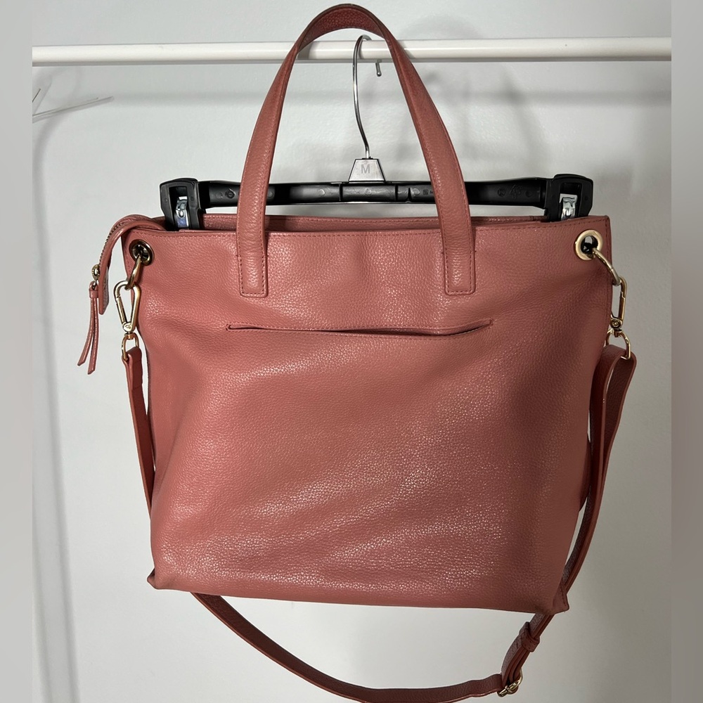 Gorgeous NORDSTROM Vintage Dusty Pink Leather handbag
